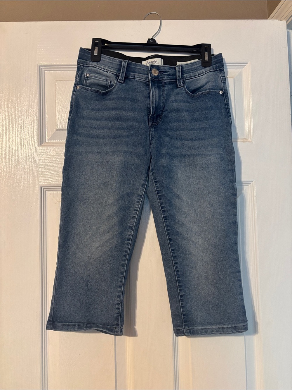 Angels Medium Blue Cropped Jeans